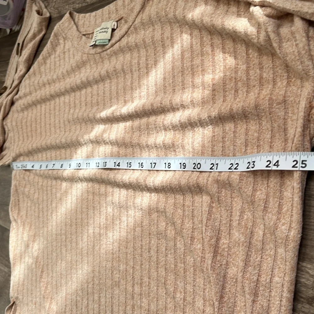 Anthropologie Saturday Sunday Sweater Button Details Pale Orange/Tan Women’s M - Picture 8 of 9